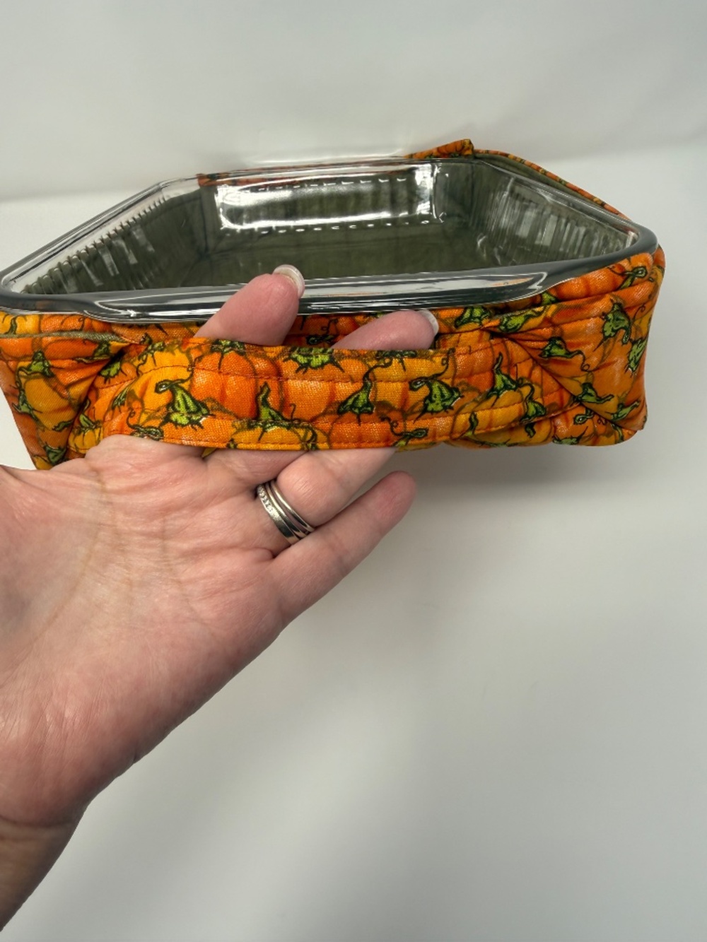 Hot  dish carrier/cozy for 9 x 13 dish - Picture 4 of 16